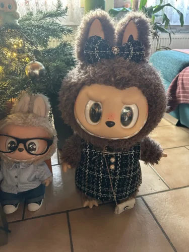 New 2025 Genuine Labubu The Monsters Big Into Energy Series Wireless Charger Peripheral Desktop Ornament Toy Birthday Girl Gift photo review